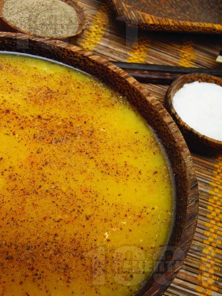 Тур дал - супа от червена (оранжева) леща, картофи, сметана и куркума по индийски - снимка на рецептата